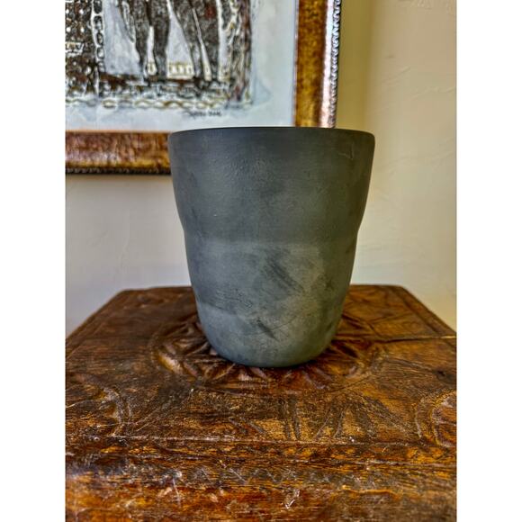 Handcrafted Clay Vintage Vase Rustic Pottery in Matte Grey Made in Germany - Picture 7 of 7